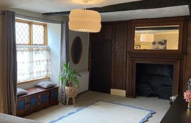 The Old Mint House F1 Silverstone Racetrack - Foto 28