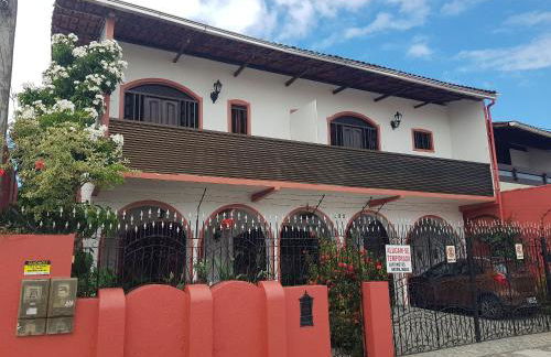 APART STUDIOS PONTAL - Aeroporto a 300 m - Praia 1,5 Km - Centro 2,5 Km - Cozinha Privativa - Mercado GBARBOSA e Padaria 450 m - Próx diversos Comércios a pé - Ar condic - Studios de 15 a 38 m2 Bem Equipados e Funcionais - Ideal Turismo e Trabalho - Foto 4