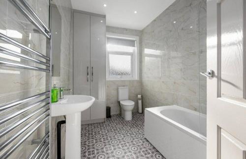 Modern & Stylish Stay in the Heart of Great Harwood - Foto 17