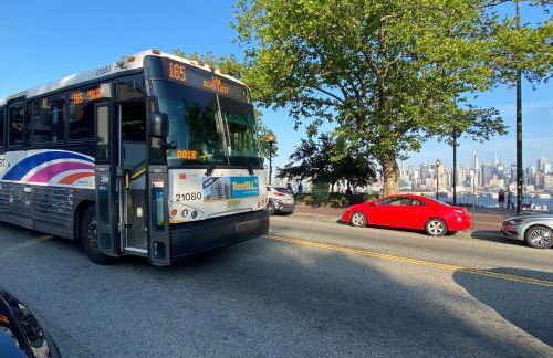 Oasis in New Jersey - 2BR NYC Access - Foto 2