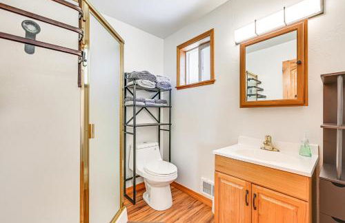 Peaceful Eureka Getaway - 1 Mi to Glen Lake! - Foto 12