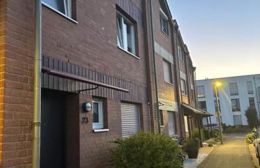 Be like your home! Familienhaus mit Garten & Netflix, Phantasialand nah - Foto 9