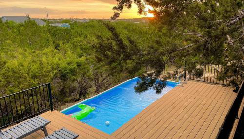 The Outlook - Spa and deck views of Hill Country - Foto 2