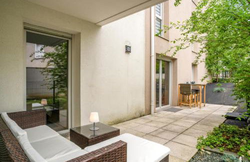 Retro-chic elegance with terrace near tramway - Foto 38