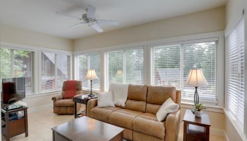 Inviting Summer Village Cottage Golf Cart and More! - Foto 5