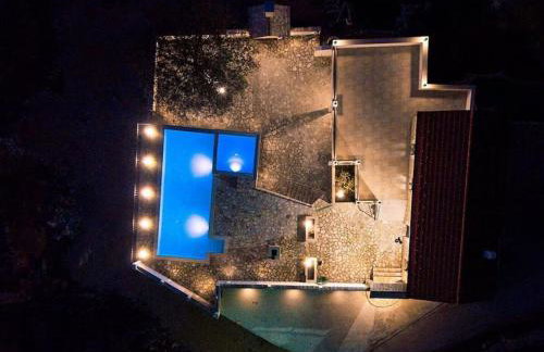 Heritage house Stipanovi dvori with heated pool and jacuzzi - Foto 12