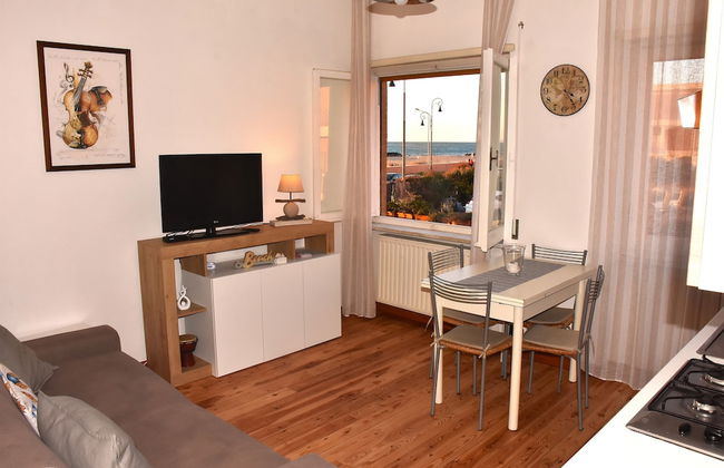 Melody Sea Front - Foto 13