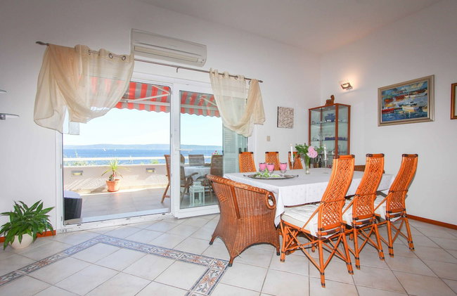 Holiday home Lola, sea on a palm! HEATED POOL - Photo 35