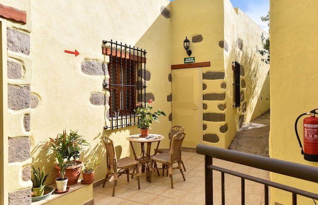 Authentic Holiday Home, Ground Floor Level, With Private Pool and Large Terrace - Foto 15