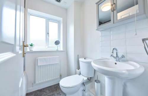 3 Bedroom Home in Central Milton Keynes - Photo 22