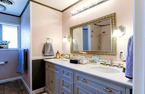 Riverside Home With a Rustic Charm - Foto 15