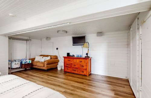 Escape By The Sea - Foto 28