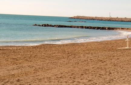 Modern apartment in Vinaròs with sea view and shared pool - Foto 20