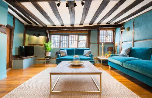 3 MASONS COURT The Oldest House in Stratford Upon Avon, Warwickshire. - Foto 2