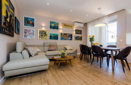 New Art Apartment - Photo 1