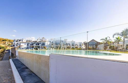 Luxury Family, Beach & Golf Penthouse with Amazing Seaview - Photo 30