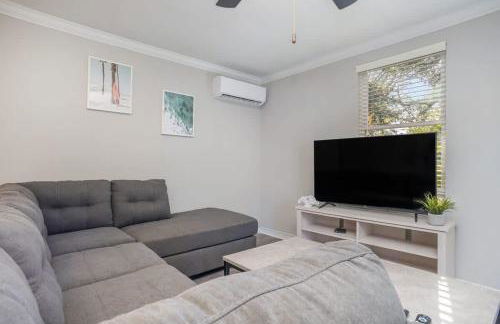 Hillside Cove - Sail Suite - Photo 8