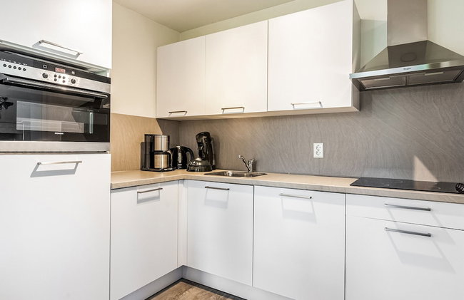 Breskens Haven: Relax, Explore & Dine - Photo 10