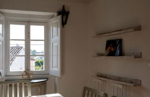 Charmingly Renovated Village House in Sintra, Penedo - Photo 32