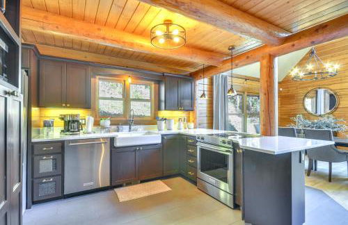 Luxe Cabin in the Woods Walk to Lake! - Foto 12