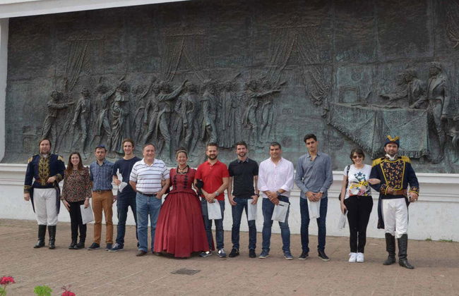 Tour del Bicentenario de Argentina - Foto 3