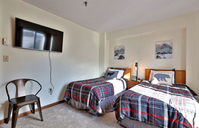 Mountain Green Resort By Killington VR - 3 Bedrooms - Photo 14