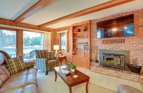 Waterfront Gladwin Vacation Rental with Lake View! - Foto 1