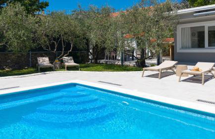 VILLA TUGARKA private pool, fitness, play-house, great for families, max 6 per. - Foto 31