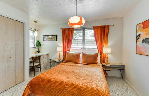 Lanai and Pet Friendly! Retro-Chic Sarasota Home! - Foto 16