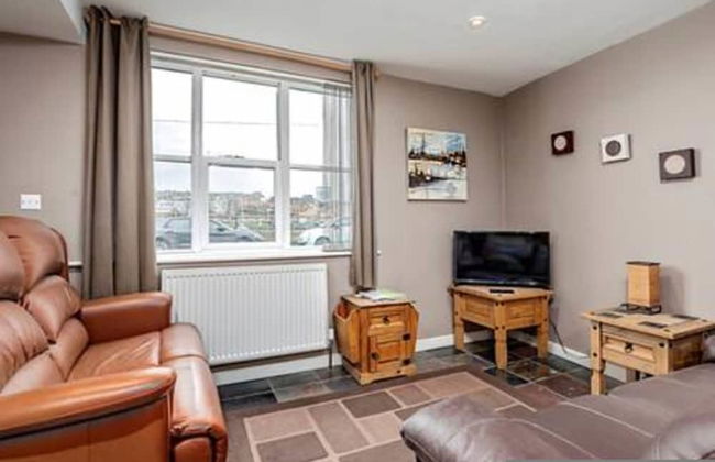 Bell Island Cottage Whitby - Photo 2