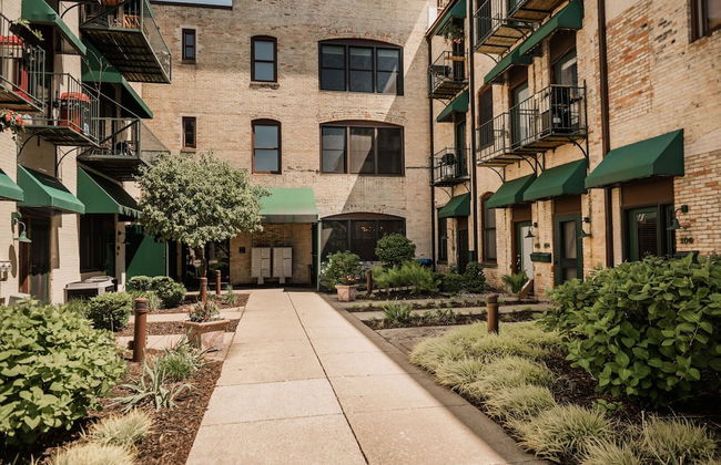 Waterfront 2BDR Condo in Grand Haven 110 - Foto 46