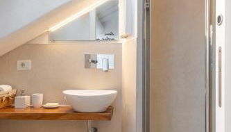 Bright mini studio in the heart of Milan - Foto 4, Shower