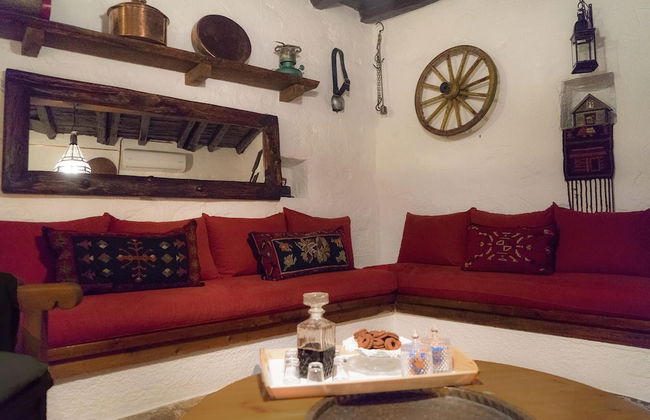 Dandy on the Hill in Parnassus Villa Pasifne up to Nine People - Photo 3