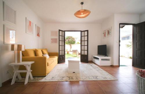The Wooden House near the beach - Foto 14