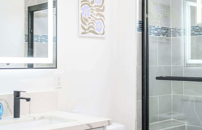 Not Affected by the Fire/modern 5BR Home With Parking, Near LA Attractions #4 - Foto 46