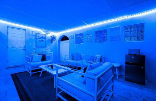 ~Villa Victoria Luxury! (Pool)~1 mile from beach - Foto 51