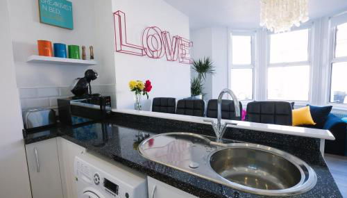 Sea View Sanctuary Apartment! - Foto 5, Garden