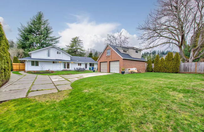 Joyful Kirkland Home, Near Beach, Hot Tub & AC - Photo 19