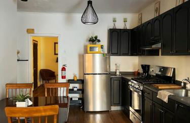 Ironbound 4 bdrm Industrial Suite! FREE parking - Photo 13