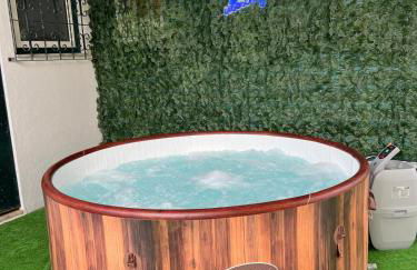 MBird Rosário Family House with Private Jacuzzi - Foto 1