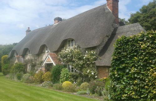 The Cottage - Photo 2