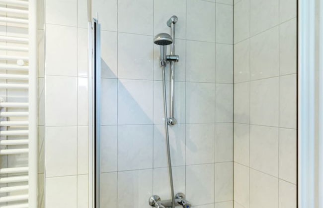 Cozy Holiday Home in Zonnemaire Near Lakebeach - Photo 47