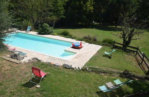 Holiday Home in Ardèche near Château Ventadour - Foto 8