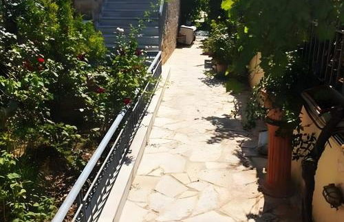 Σύγχρονο, Ευρύχωρο Vintage δίπλα στο Mall - Foto 27