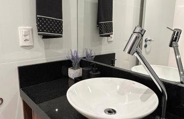 Apê Moderno e Aconchegante em Gramado RS c vaga - Foto 78