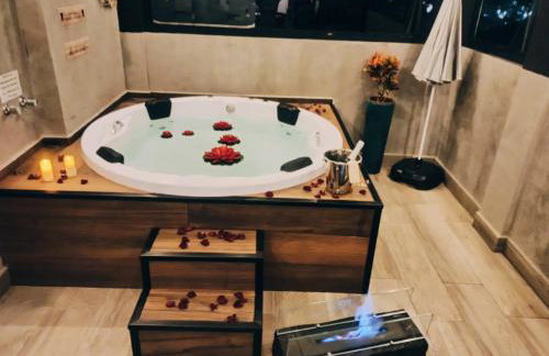 Uai House com jacuzzi, teto rooftop retrátil e colchão massageador - Foto 24