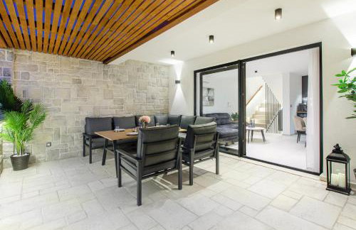 Seafront Villa Kupinica with heated Pool - Foto 29