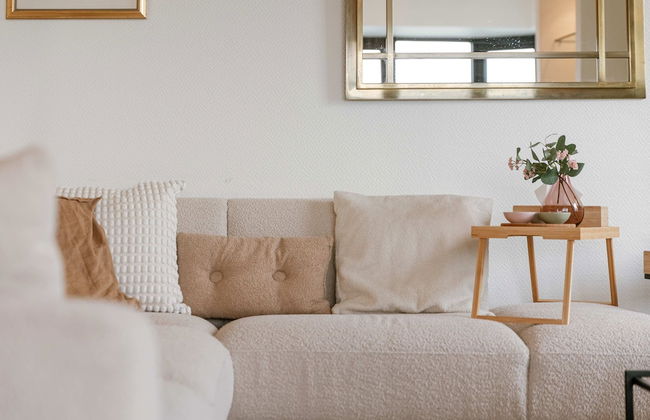 Hydro Palace - Stylish Charming Apartment With s - Photo 6