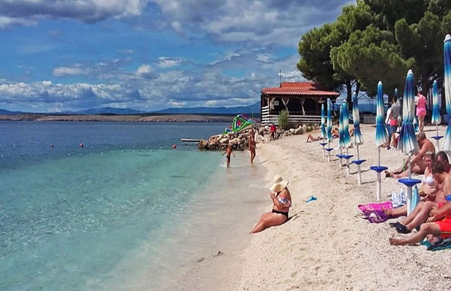 Charming Home With Swimming Pool and Beautiful Covered Terrace - Foto 18