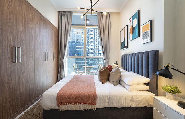 Luxe Apartments near Dubai Mall, Burj Khalifa - Pool, Gym, & Parking by Sojo Stay - Photo 23